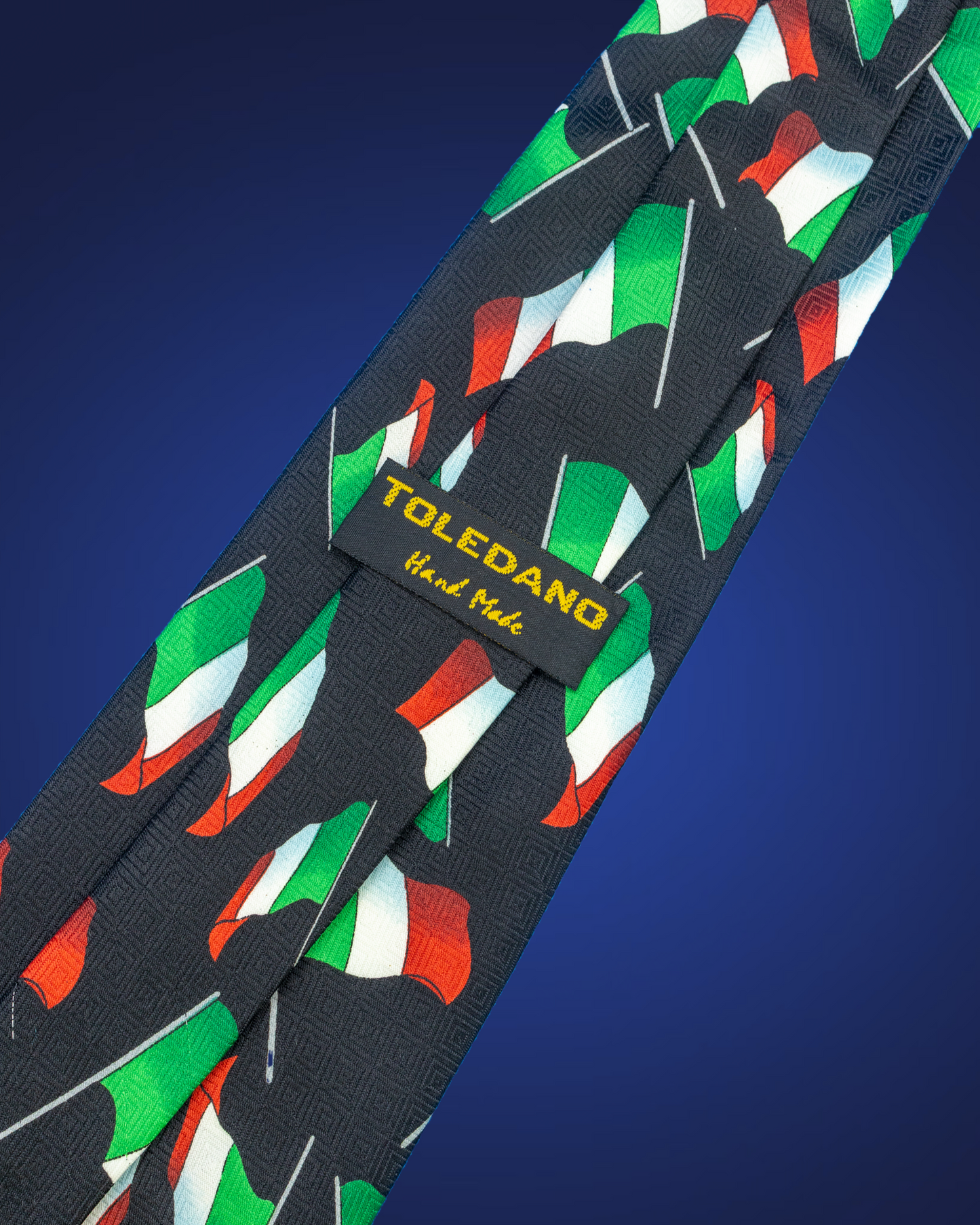 Flag Tie